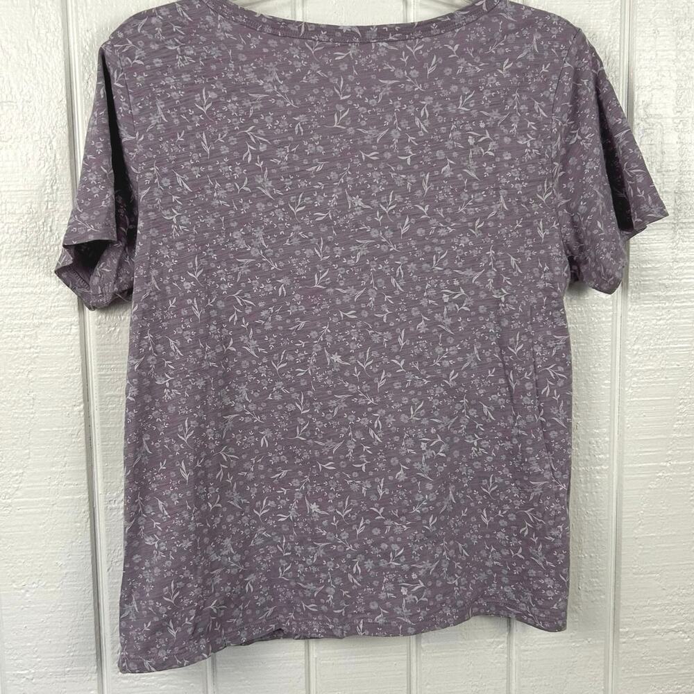 Old Navy Women Everyday Short Sleeve T-shirt Purple Preppy Cottage Size Medium - Picture 5 of 5